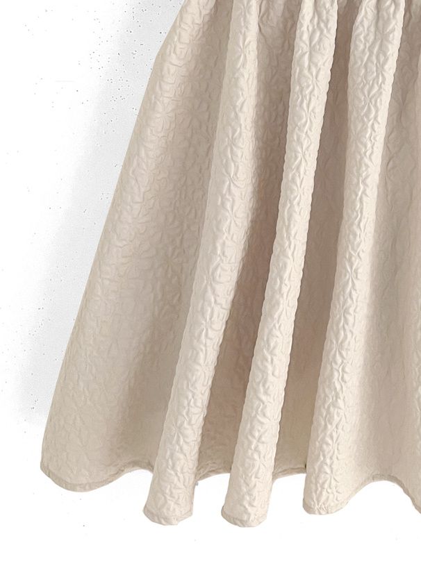 日本 GRL - 雲朵泡泡後扭結短版洋裝-奶茶杏