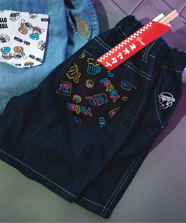 日本 BREEZE - 夏日祭典逗趣刺繡手巾牛仔短褲-幽默師匠-淺藍