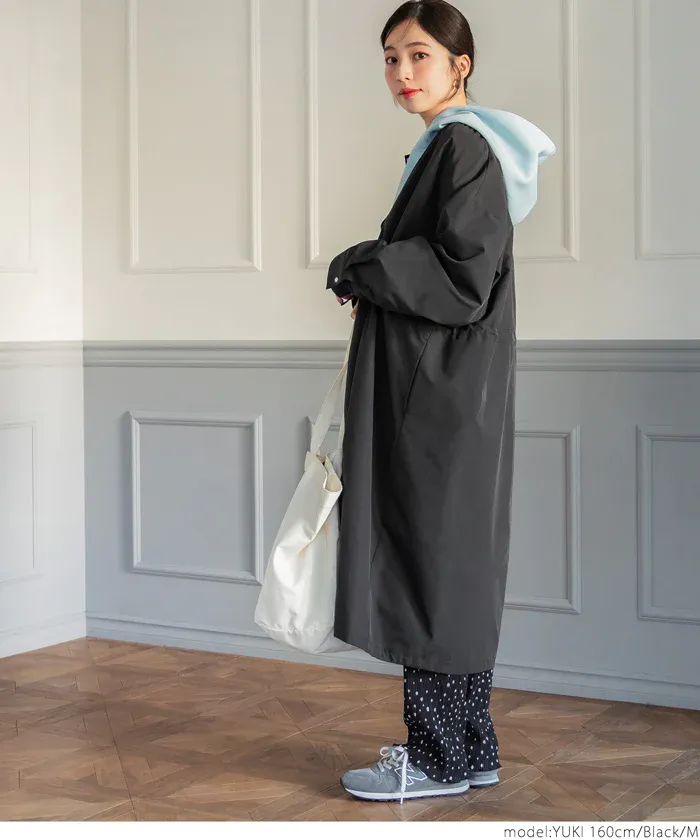 日本 COCA - 早春圓領抽繩收腰長版風衣-軍綠