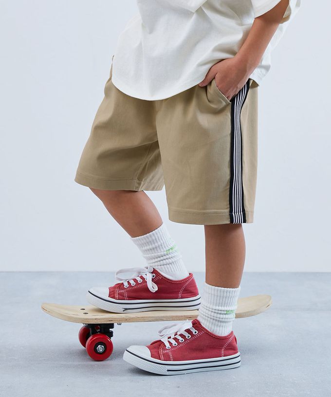 日本 devirock - 嫘縈舒適側邊條紋短褲-黑