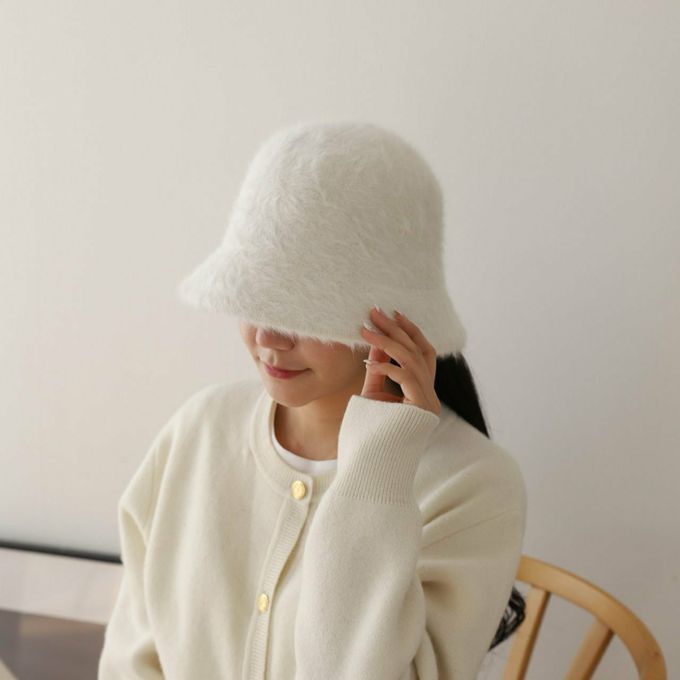 韓國配件連線 - 冬日保暖毛絨鐘型帽-白 (FREE)