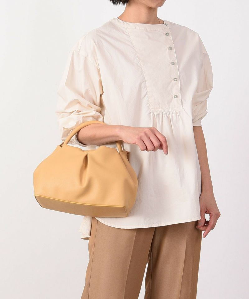 日本 COOCO - 打褶造型手提包/側背包-黑 (25x17x12cm)