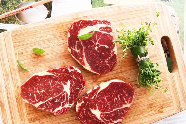 【湯瑪仕肉舖】高優質牛肉 ✦ 感恩限定「櫸木香烤燻火雞」