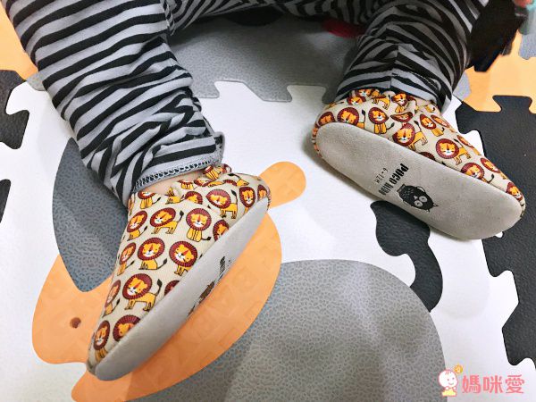 英國 POCO NIDO - 寶寶手工鞋/學步鞋-快樂小獅