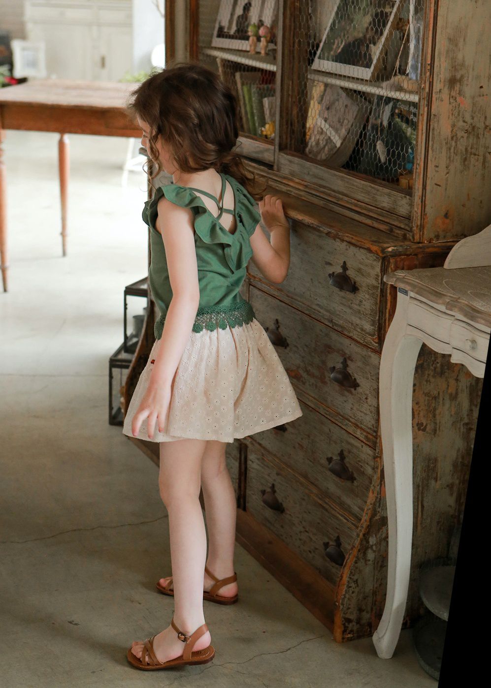 韓國 PuellaFLO - 刺繡後空花朵寬褲裙-杏