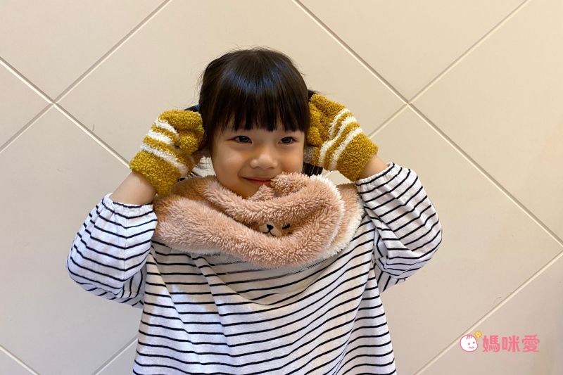 日本 AUBE - 2WAY毛茸茸保暖圍脖(親子通用款)-貓咪-米白