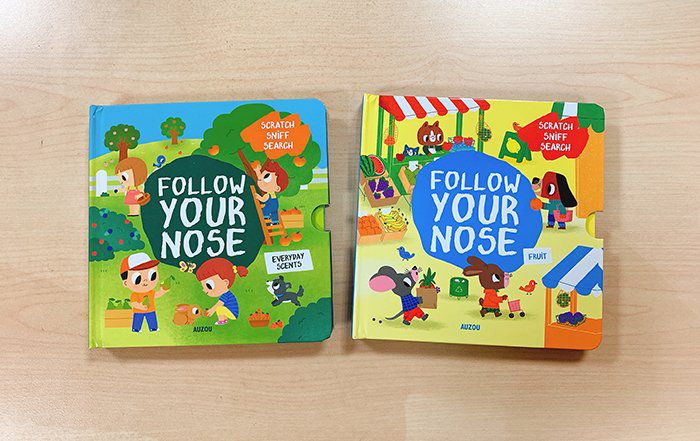 Follow Your Nose : Everyday Scents 一起聞聞看：生活香味 (刮刮香味書)