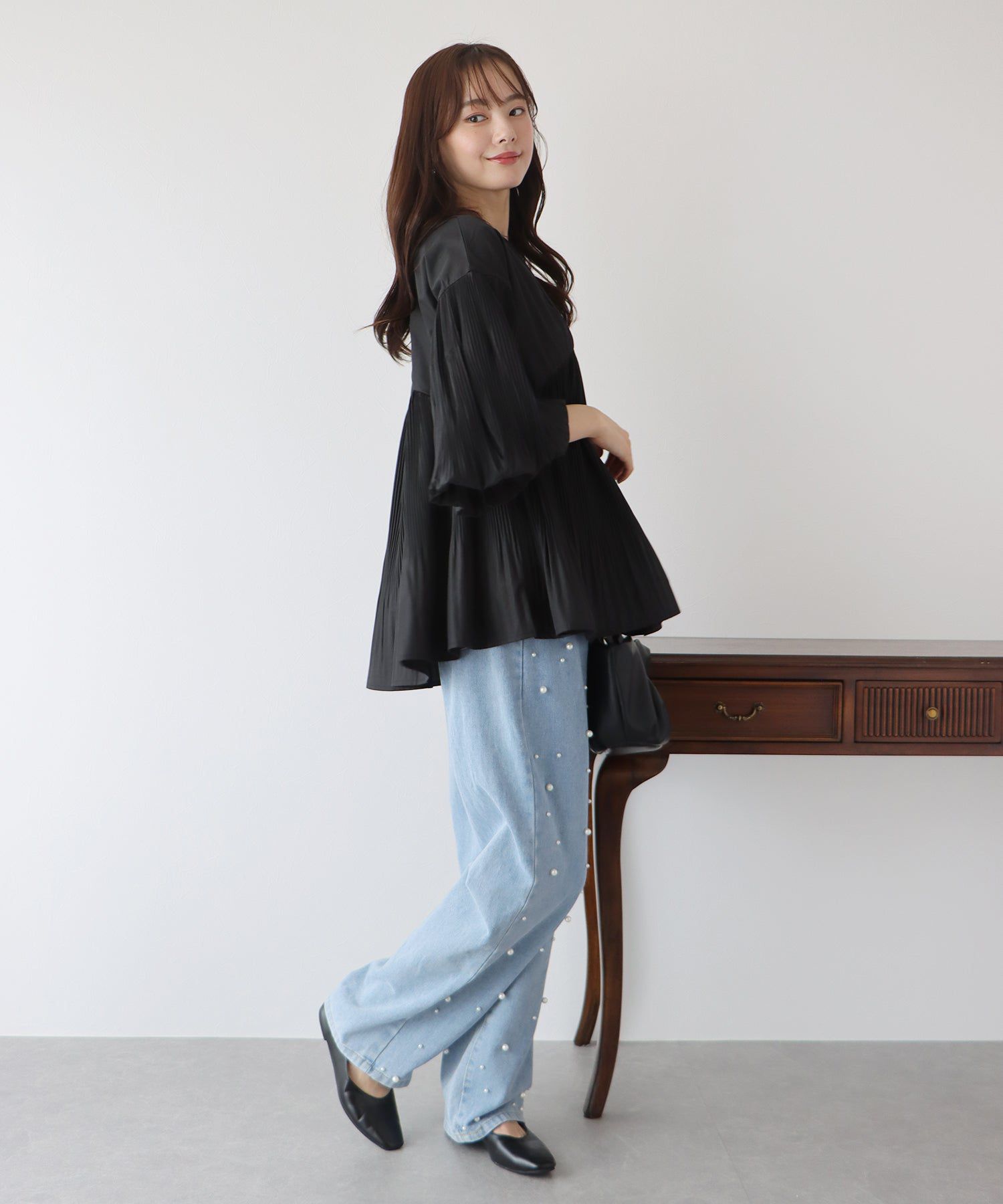 日本 BLUE EAST - 楊柳拼接五分袖上衣-奶茶