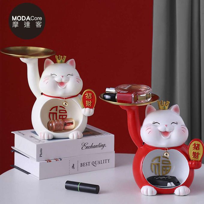 MODACore 摩達客 - ◉春節開運◉呆萌福氣頂托盤招財貓擺飾(紅色款) 糖果收納聚寶盆-紅色