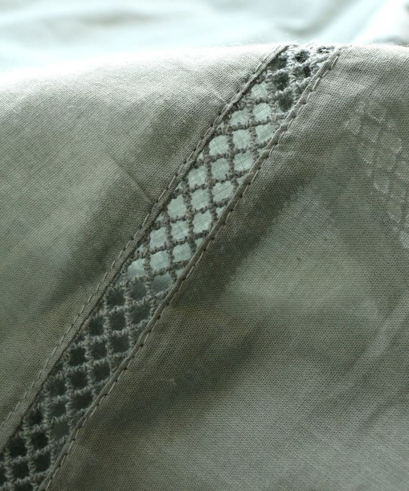 日本 zootie - 純棉大飛鼠袖寬鬆微透膚七分袖上衣-黑