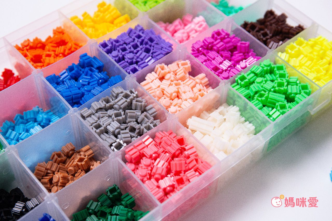 可重複拆卸，玩法多變【韓國Color Story 】免熨燙拼豆