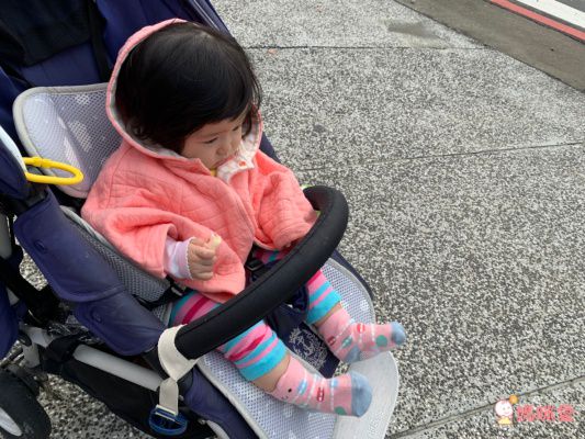 JoyNa - 純棉連帽斗篷保暖外套-米色