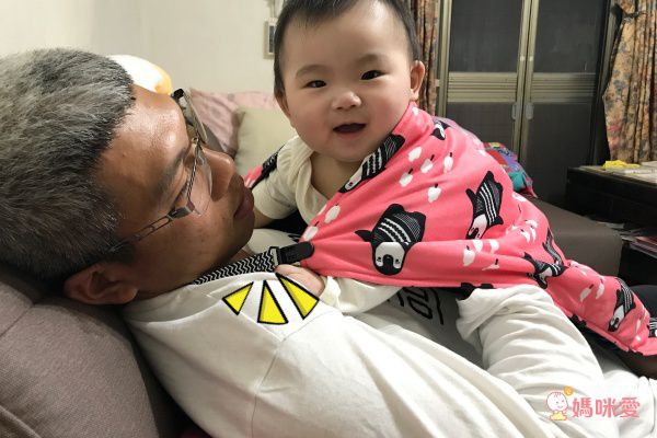 OGG 喔咯 - 外出隨身被組合-企鵝可莉-粉紅 (90*70cm / 26*20cm)-1組