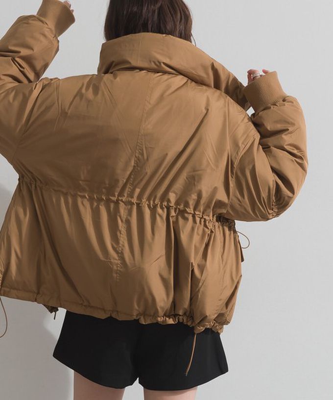 日本 ELENCARE DUE - 蓬鬆袖立領腰抽繩科技羽絨保暖外套-黑