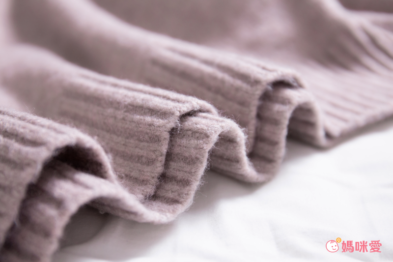 日本 libelle more - 薄紗拼接羅紋長袖上衣-杏