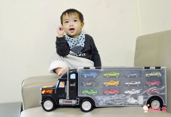 降價優惠中♬一咖直接帶著走✌收納大車～最多可放 26 台小車✌ CP值超高！