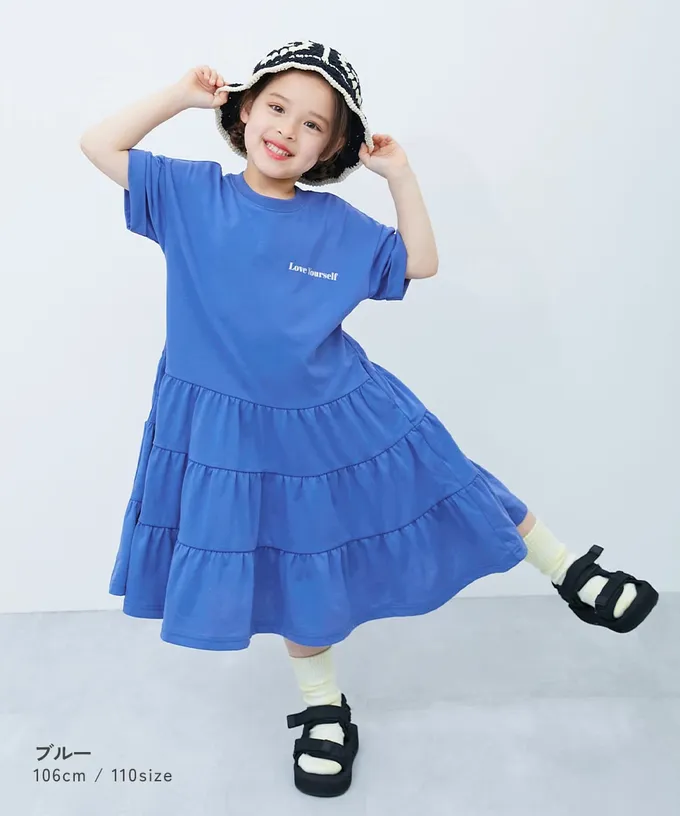 日本 devirock - 天竺棉舒適分層短袖洋裝-背後標語-淺灰杏