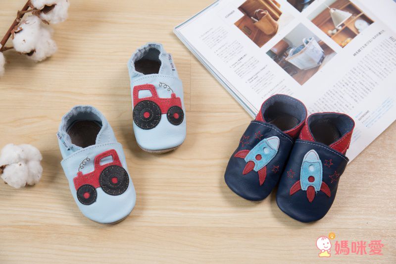 英國Inch Blue - 真皮手工寶寶鞋-水彩花