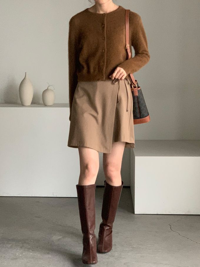 韓國女裝連線 - 愛心金釦混羊毛針織衫/外套-黑 (FREE)