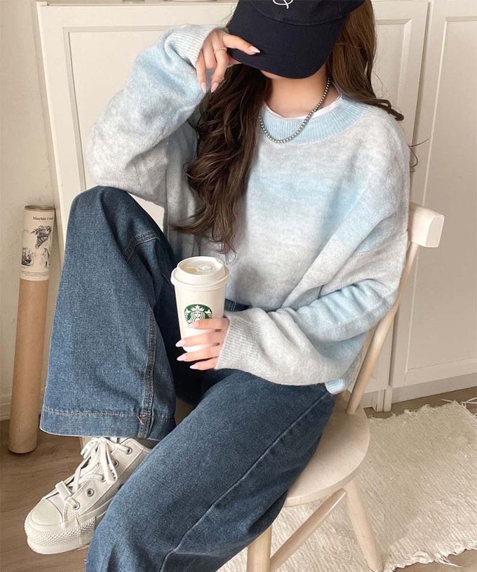 日本 Classical Elf - Java 絕美漸層寬鬆針織上衣-藍系