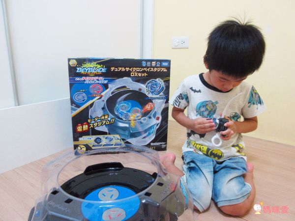 小學超夯戰鬥陀螺！日本【TAKARA TOMY】人氣玩具