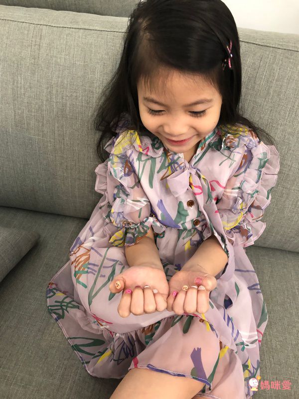 韓國 Peach and - 兒童安全水溶性蝴蝶結指甲油(附戒指)-11貝兒美女黃-10ml