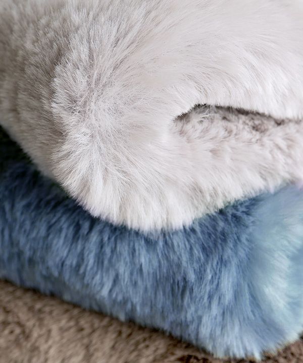 日本 zootie - 柔軟長刷毛交叉保暖圍巾-摩卡