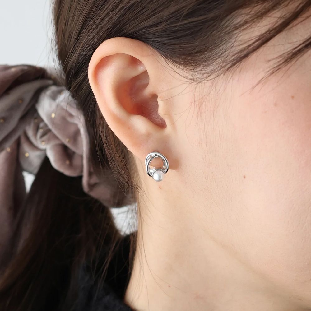 韓國製 弧線珍珠小巧高雅耳環-(耳針)-銀