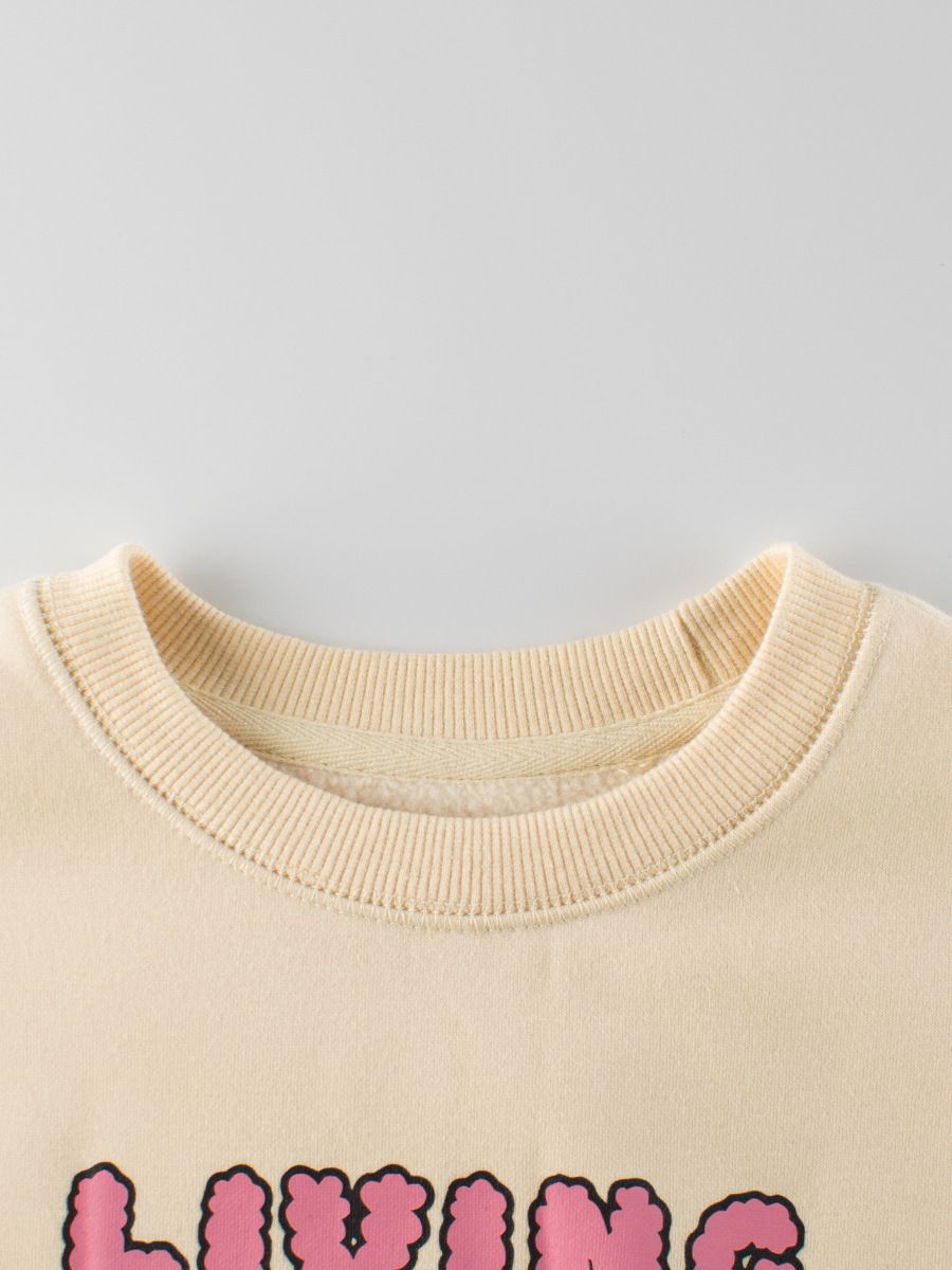 (大童)加絨圓領長袖上衣/大學T-愛心玩偶熊-杏色