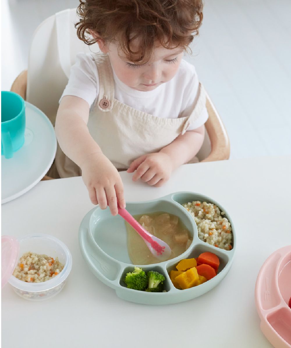 韓國 SILIPOT - 鉑金矽膠幼兒防滑餐盤-調色板-薄荷綠 (230X180X42 mm)-1入裝