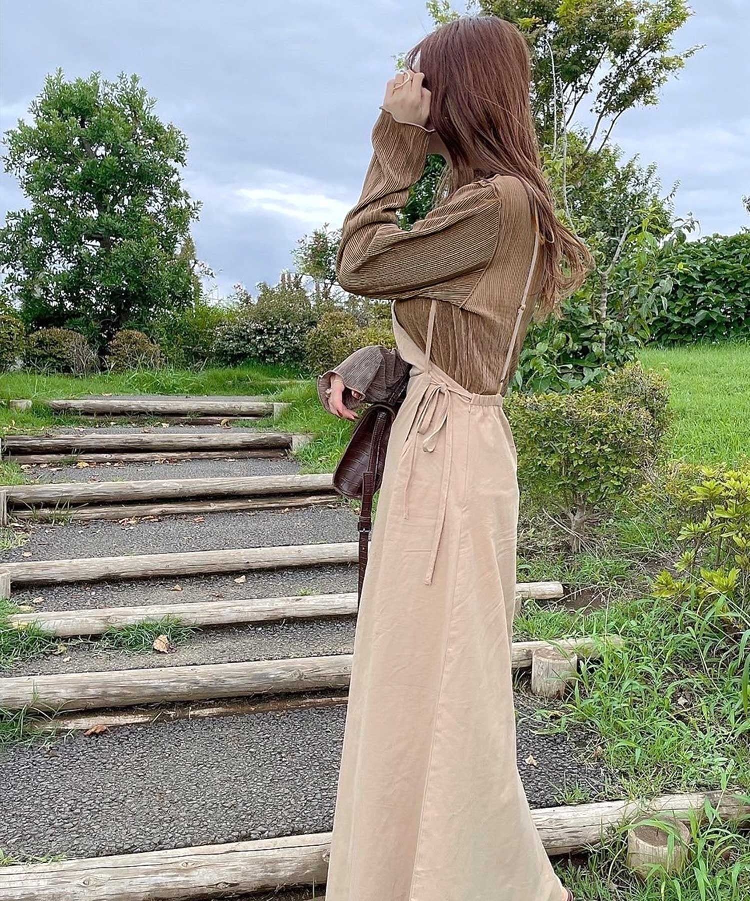 日本 Classical Elf - 光澤感木耳邊薄長袖上衣-酪梨綠