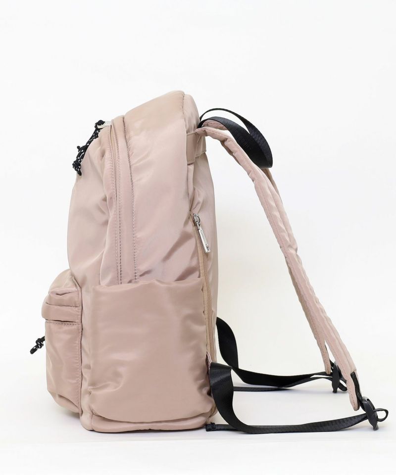 日本 COOCO - Lee聯名款 輕量美型後背包-淺灰 (W30*H39*D15cm)