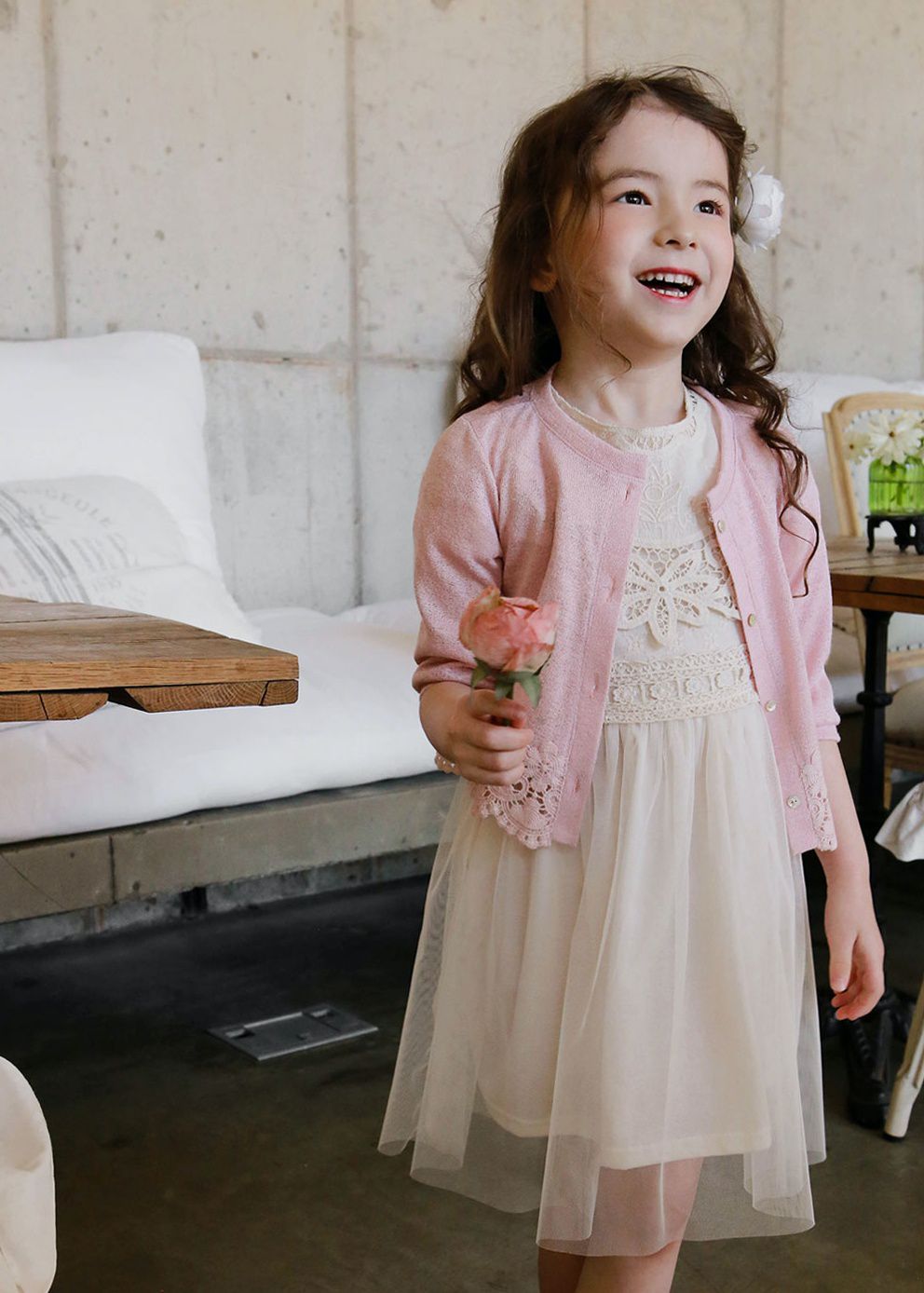 韓國 PuellaFLO - 鏤空花瓣下襬小外套-粉紅