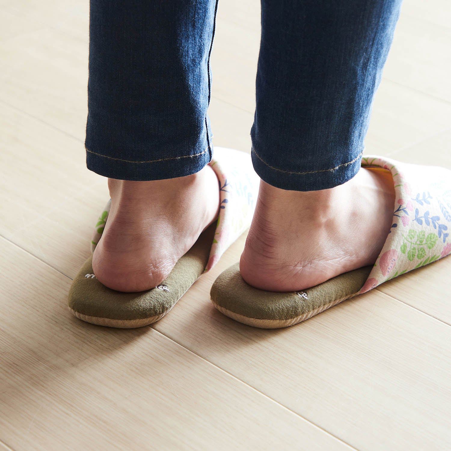 日本千趣會 - mini labo 質感室內拖鞋-週日在鄉村 (23-25cm)