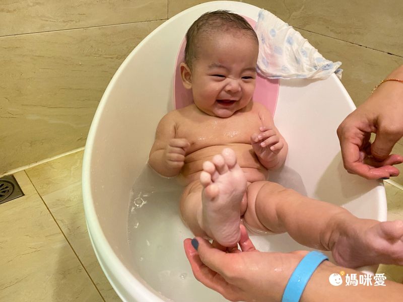 法國小王子 - 有機嬰兒洗髮沐浴露-(效期：2023.5)-250ml