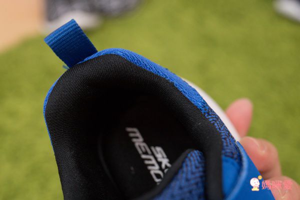 SKECHERS - DYNAMIGHT_個性藍色兒童機能運動鞋