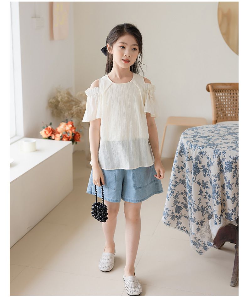 氣質花袖露肩上衣-米色