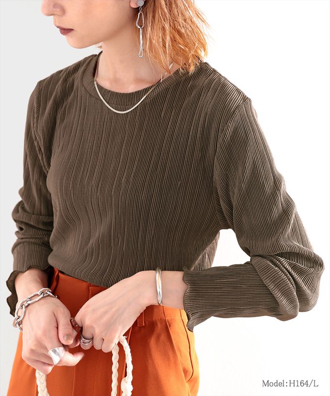 日本 Classical Elf - 圓領細坑條光澤感薄長袖上衣-摩卡