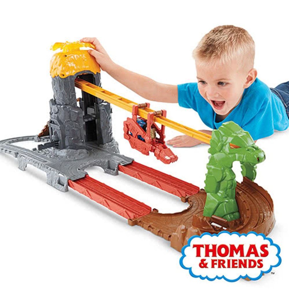 湯瑪士小火車 - 帶著走系列 火山恐龍吊車冒險軌道遊戲組