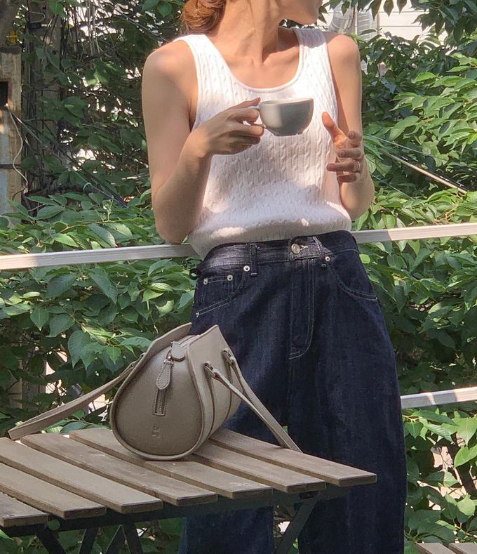 韓國lemego - 牛皮圓筒手提肩背包(Bella)-淺卡其