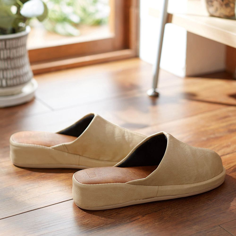日本千趣會 - 耐髒汙皮質微高跟室內拖鞋-象牙米