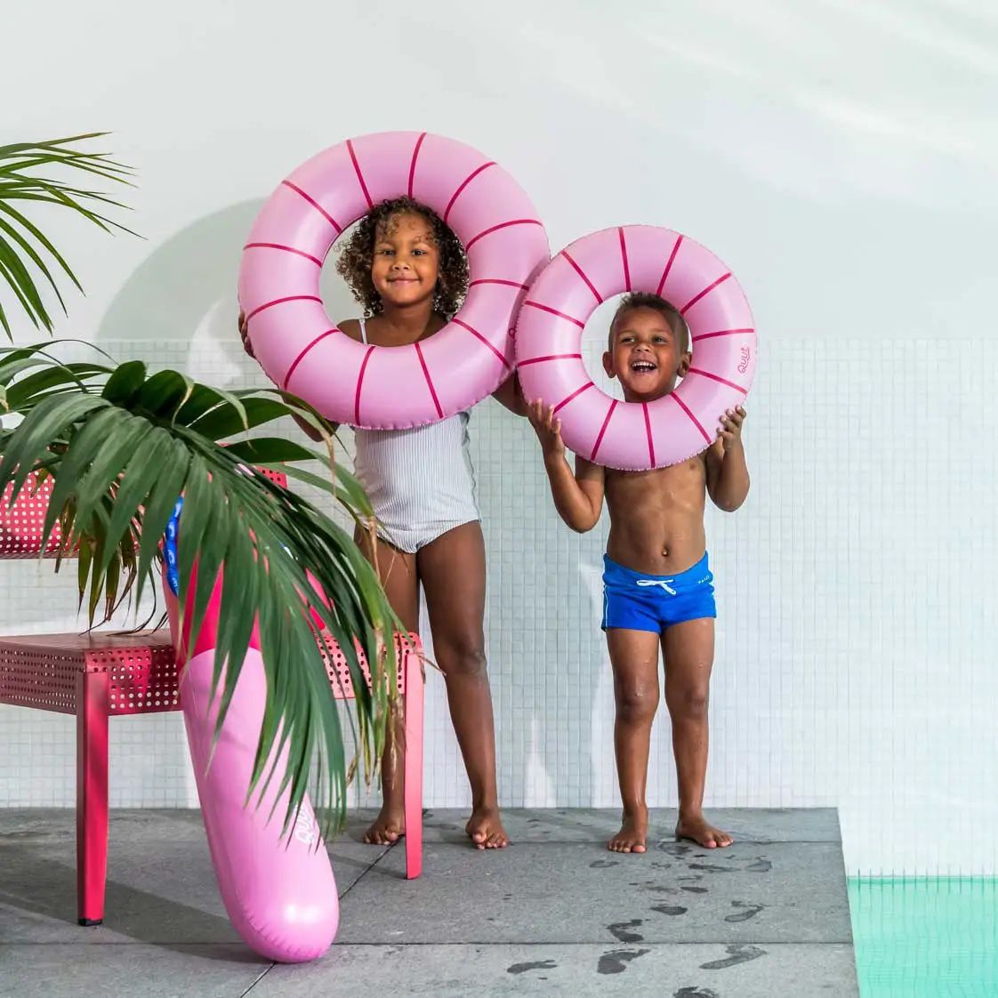 一咖多玩【比利時QUUT】玩沙戲水玩具，時尚美型！