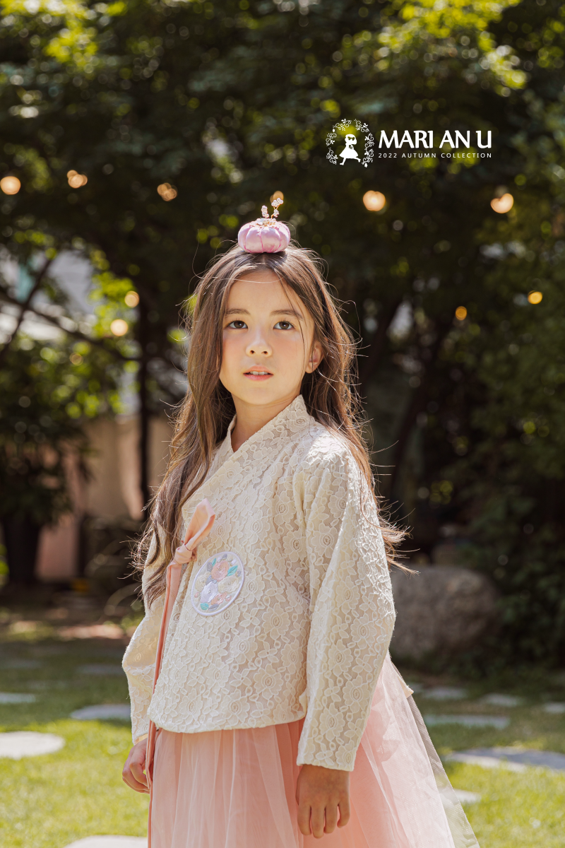 韓國 Mari an u - 兩件式蕾絲雕花網紗韓服-米X粉