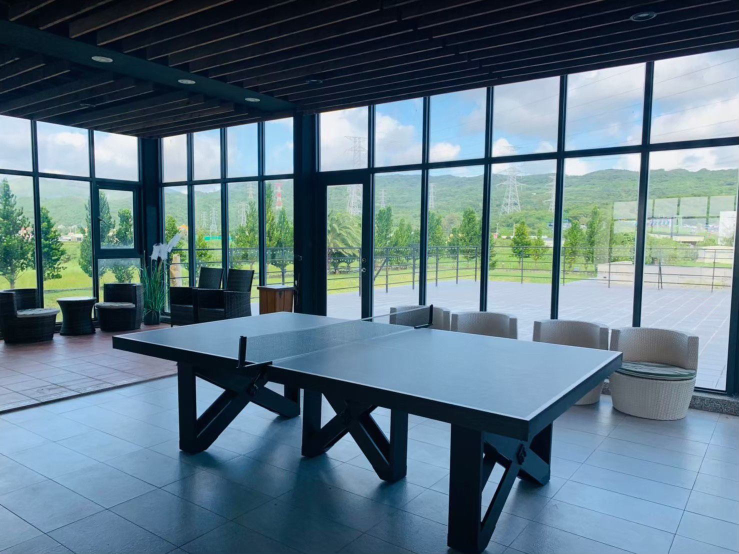 戀戀星辰湖畔莊園星光館 - 平日入住-花園家庭四人房含四客早餐住宿券-優惠效期至 2024/02/28