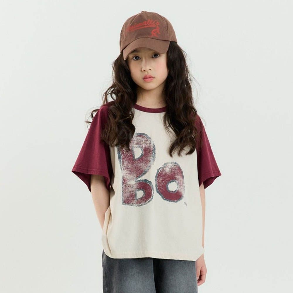 韓製100%純棉 Bo塗鴉印落肩短袖上衣-酒紅