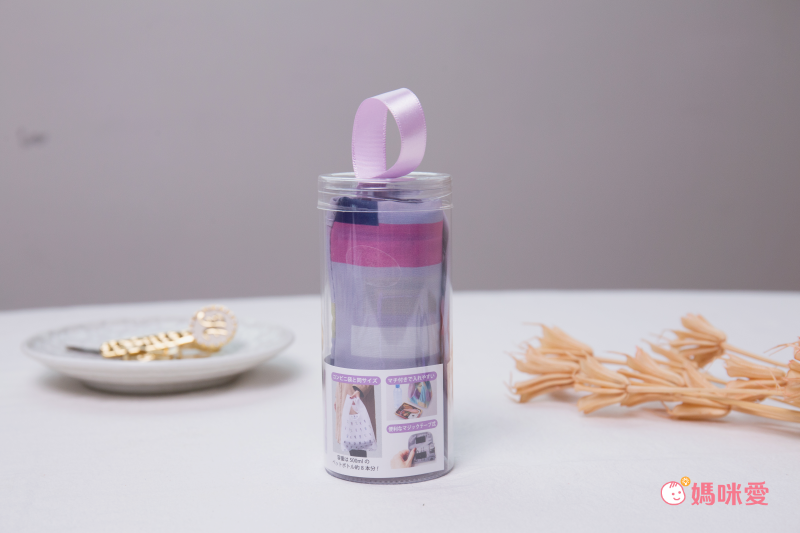 日本 3carat - 超輕量可捲收隨身購物袋/環保袋-簡約草寫文章-白 (43x25cm)