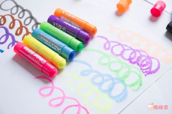 英國Little Brian - 可洗式無毒兒童專用水彩棒-6色(螢光色）