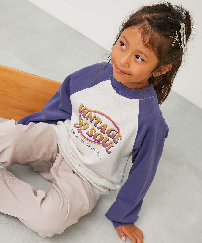 日本 devirock - 熱銷定番 女孩印花縮口長袖上衣-草莓鬆餅-燕麥