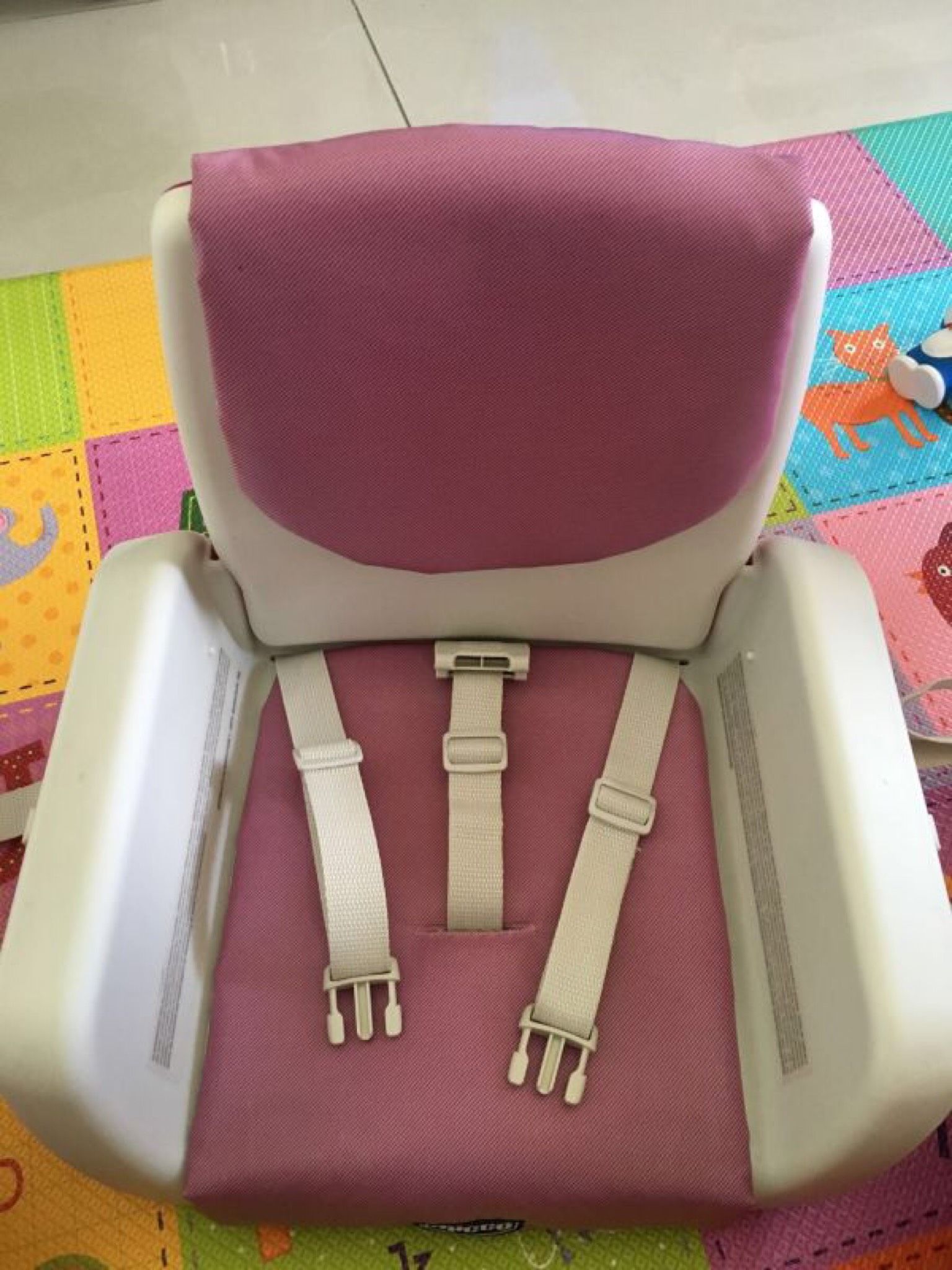Chicco Mode 攜帶式兒童餐椅 8成新售800元