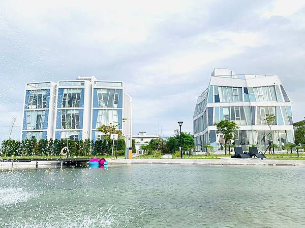 艾玹爾飯店集團 - 四館聯合通用-多愛溫泉會館/天使輕旅/艾玹爾溫泉商旅/天使星夢渡假村(需加價)-雙人平日住宿券含２客早餐-超值4張組-優惠活動使用無效期